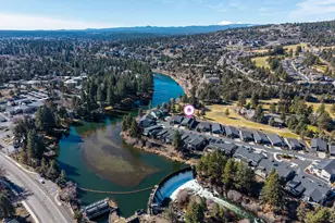 2565 NW Rippling River Ct, Bend, OR 97703 - Photo 50
