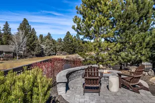 2565 NW Rippling River Ct, Bend, OR 97703 - Photo 44