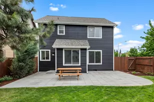 60999 Grand Targhee Dr, Bend, OR 97702 - Photo 38
