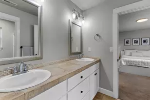 60999 Grand Targhee Dr, Bend, OR 97702 - Photo 26