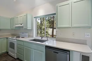 55681 Wagon Master Way, Bend, OR 97707 - Photo 10