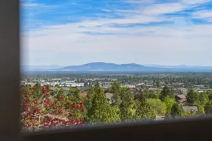 2409 NW Hillpine Ct, Bend, OR 97703 - Photo 6