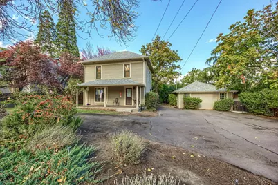 75 Wimer Street, Ashland, OR 97520 - Photo 2