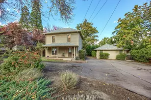 75 Wimer St, Ashland, OR 97520 - Photo 2