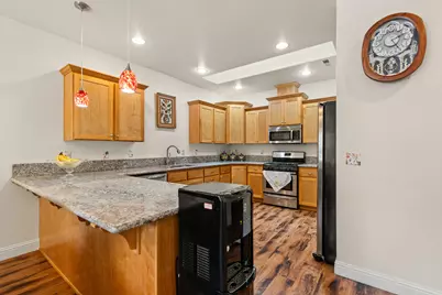 1227 Lithia Way, Talent, OR 97540 - Photo 8
