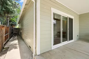 1227 Lithia Way, Talent, OR 97540 - Photo 30