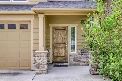 19737 Aspen Meadows Drive, Bend, OR 97702 - Photo 2