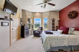 491 Penny Ln, Grants Pass, OR 97527 - Photo 40