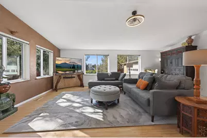 1624 SE Bronzewood Avenue, Bend, OR 97702 - Photo 6