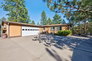 1624 SE Bronzewood Ave, Bend, OR 97702 - Photo 26