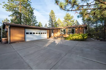 1624 SE Bronzewood Avenue, Bend, OR 97702 - Photo 2