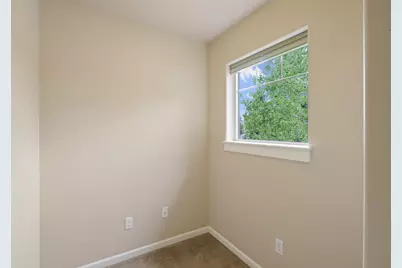 61138 SE Sydney Harbor Drive, Bend, OR 97702 - Photo 30