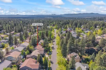 19951 Cliffrose Drive, Bend, OR 97702 - Photo 30