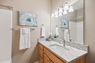 19951 Cliffrose Dr, Bend, OR 97702 - Photo 22