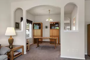 131 SE Airpark Dr, Bend, OR 97702 - Photo 6