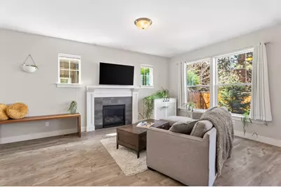 1035 SE Leonel Lane, Bend, OR 97702 - Photo 4