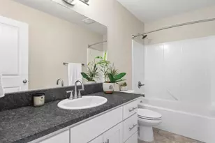 1035 SE Leonel Ln, Bend, OR 97702 - Photo 14