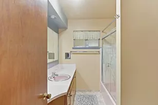 1195 E Park St, Grants Pass, OR 97527 - Photo 26