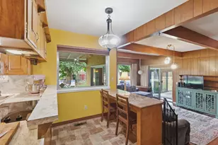 1195 E Park St, Grants Pass, OR 97527 - Photo 16