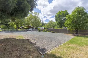 1195 E Park St, Grants Pass, OR 97527 - Photo 32