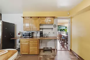 1195 E Park St, Grants Pass, OR 97527 - Photo 14