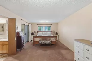 1195 E Park St, Grants Pass, OR 97527 - Photo 22