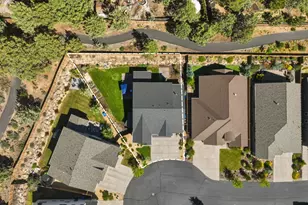 61060 SE Stari Most Loop, Bend, OR 97702 - Photo 50