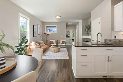 61070 SE Sydney Harbor Drive, Bend, OR 97702 - Photo 18