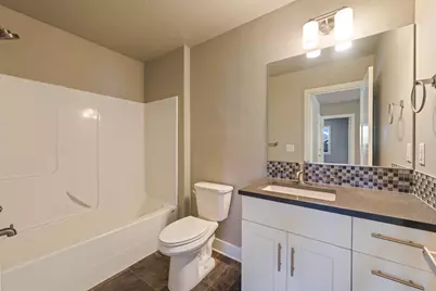 61070 SE Sydney Harbor Drive, Bend, OR 97702 - Photo 30
