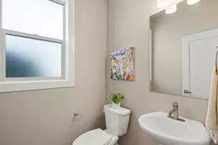 61070 SE Sydney Harbor Dr, Bend, OR 97702 - Photo 20