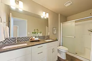 61070 SE Sydney Harbor Dr, Bend, OR 97702 - Photo 26