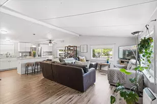 145 Taylor St, Talent, OR 97540 - Photo 4