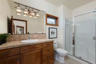 2590 NW Foley Ct, Bend, OR 97703 - Photo 32