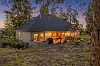 10421 Kestrel Road, Klamath Falls, OR 97601 - Photo 2