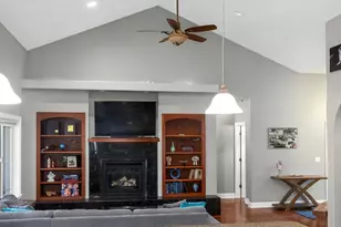 10421 Kestrel Rd, Klamath Falls, OR 97601 - Photo 12