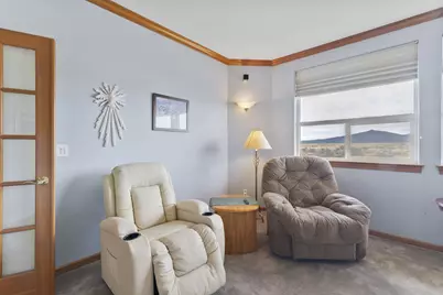 77552 Mahogany Street, Silver Lake, OR 97638 - Photo 12