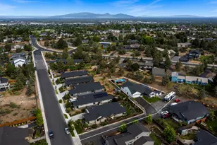 4232 SW Umatilla Ave, Redmond, OR 97756 - Photo 6