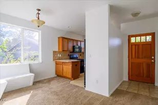 61095 Honkers Ct, Bend, OR 97702 - Photo 10