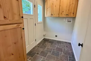 377 Pelton Ln, Gold Hill, OR 97525 - Photo 28
