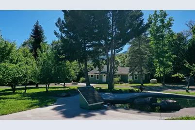 377 Pelton Lane, Gold Hill, OR 97525 - Photo 8