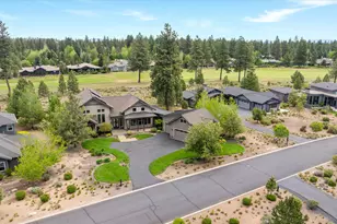 61636 Hosmer Lake Dr, Bend, OR 97702 - Photo 48