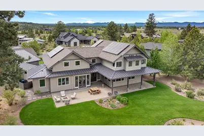 61636 Hosmer Lake Drive, Bend, OR 97702 - Photo 2