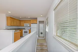 2417 NW Hosmer Lake Dr, Bend, OR 97703 - Photo 36