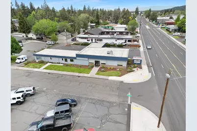 671 NE Greenwood Avenue #3, Bend, OR 97701 - Photo 1