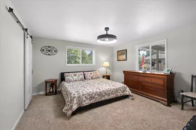 612 Vincent Avenue, Central Point, OR 97502 - Photo 14