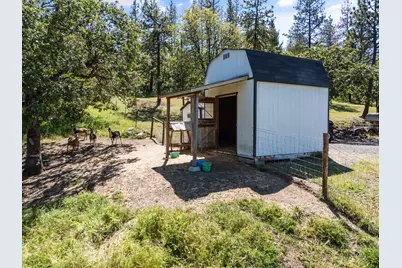 226 Entrada Drive, Eagle Point, OR 97524 - Photo 40
