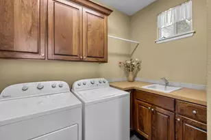 19307 Blue Lake Loop, Bend, OR 97702 - Photo 24