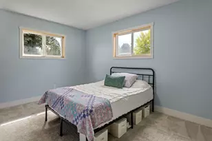 1971 SW 25th St, Redmond, OR 97756 - Photo 16