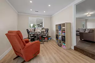 1971 SW 25th St, Redmond, OR 97756 - Photo 12