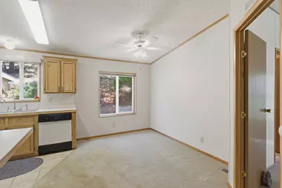 600 Manzanita Drive, Rogue River, OR 97537 - Photo 4